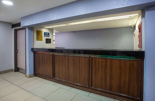 Fort Wayne Hotel | Travelodge by Wyndham Fort Wayne North