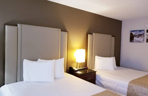 Fort Wayne Hotel | Travelodge by Wyndham Fort Wayne North