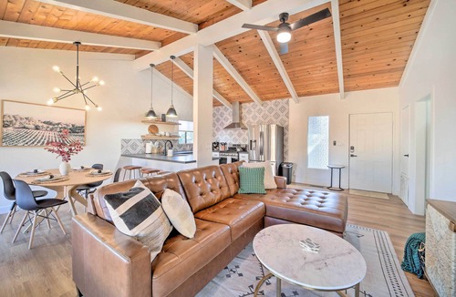Cottonwood Cottage | Trendy Digs w/Yard Games, Fire Pit & Grill!