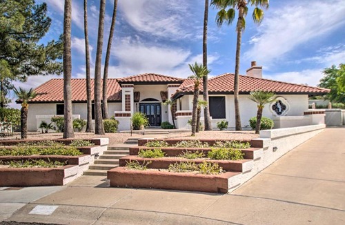 Paradise Valley Village House | Trendy Phoenix Home with Pool - Walk to Lookout Mtn!