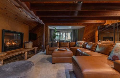 Northwood House | Tri-Level MCM Masterpiece Redwoods Golf & Spa