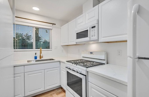 North Las Vegas House | Tropicana 5 Bd X 3 Bth 6 Bds