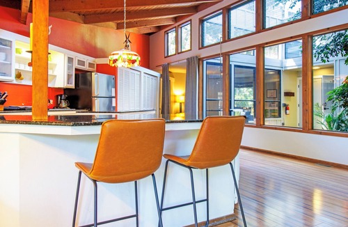 Northwood House | True North: Riverfront 3 Bed 2.5 Bath, Hot Tub, Private Beach, Boats, + Pets OK