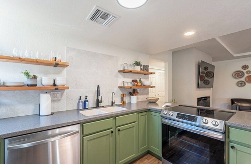 Tucson Condo | Truly enchanting! Superior upgrades, great location and community amenities.