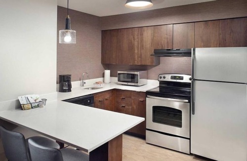Morrisville Apartment | Try boating or kayaking at Lake Crabtree County Park! Airport Shuttle, Pool!