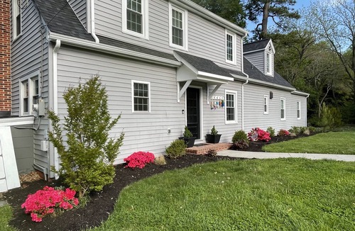 Unionville House | Tuckaway Cove. Book your fall get away now. New kitchen 2025