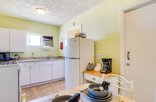 Tucson Apartment | Tucson Desert Getaway: Pet Friendly, Mountain View