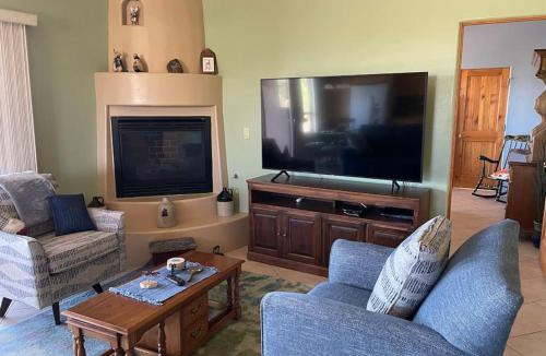 Tucson House | Tucson Mnt Foothills Saguaro Bliss