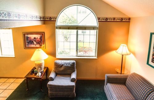 North Spokane House | Turning Leaf Townhome Suites