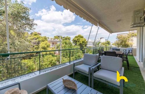 Varkiza Apartment | Turquoise Seashell Retreat Family Oasis N Beach