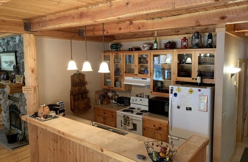 Cooke City-Silver Gate Cabin | Twisted Twig Cabin: Family trips to Yellowstone are great at Twisted Twig!
