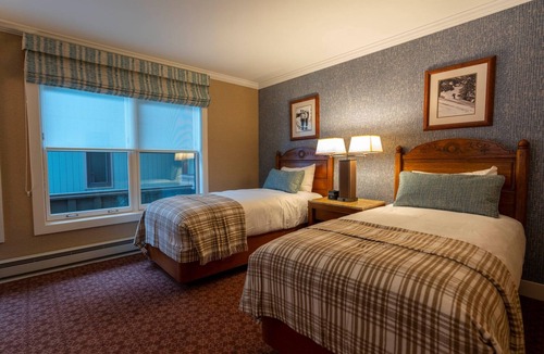 Elkhorn Hotel | Two-Bed Lodge Apartment w/Mountain Views & Steps from Village Shops & Hiking