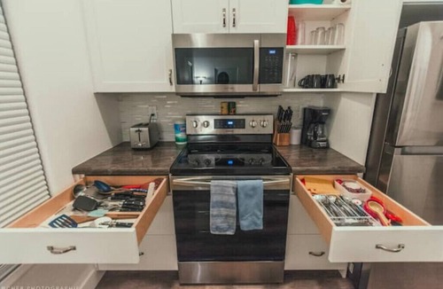 Orderville Cottage | Two Bedroom Farmhouse Cottage No. 1