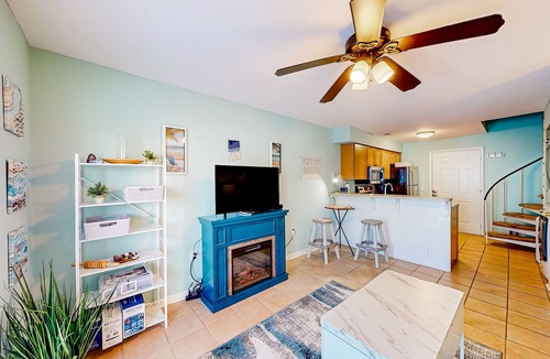 North Ocean City Condo | Two-level condo with pool & private balcony - walk to beach and Northside Park