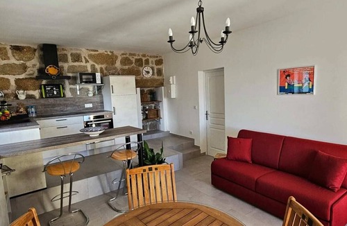 Olmeto Apartment | Typical T2 in the heart of the village with view of the Gulf