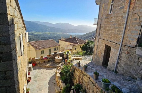 Olmeto Apartment | Typical T2 in the heart of the village with view of the Gulf