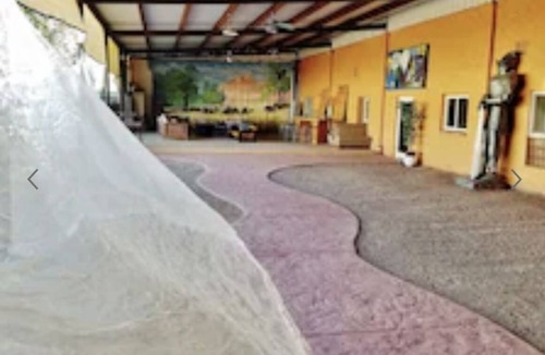 Truth or Consequences Resort | Unique Stay- Sleep in an art gallery with private Hot Springs Tub