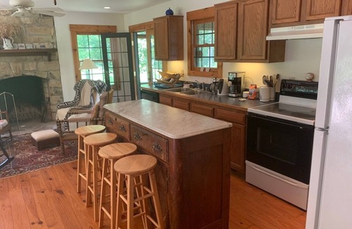 Shepherdsville Cabin | Unique Woodland Haven: Peaceful Historic Cabin with Modern Comforts