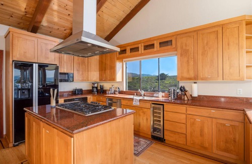 Moss Beach House | Unmatched Ocean, Beach, and Mountain Views – Family-Friendly Retreat.