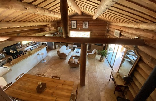 Figari House | UNUSUAL AND UNIQUE HOUSE IN THE FAR SOUTH