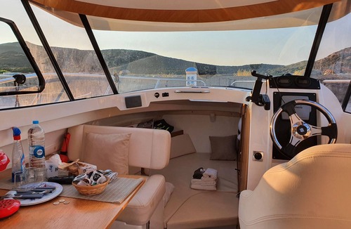 Saint-Florent Boat Rental | UNUSUAL NIGHT ABOARD A BOAT