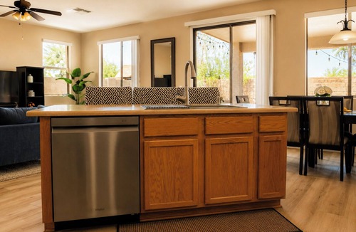 Surprise Farms House | Unwind at Sunrise Serenity in Surprise