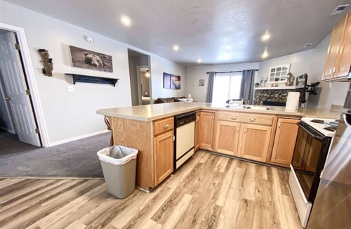 Harbor Village Condo | Updated 2-bedroom Condo-14-Plex # 218 with views!