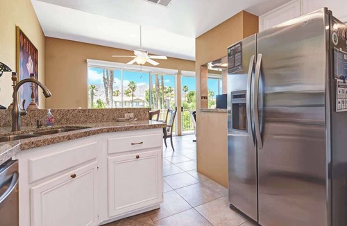 La Quinta Condo | Updated condo with PGA golf course, mountain views