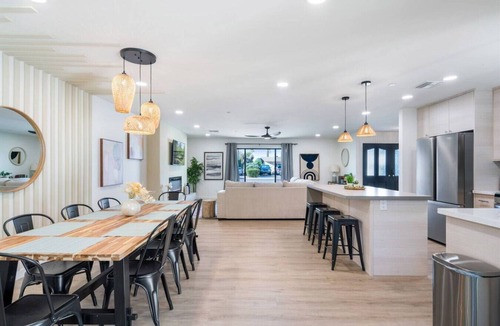 Park Scottsdale Four House | Upscale Old Town Getaway: Pool, Mini Golf & Lounge