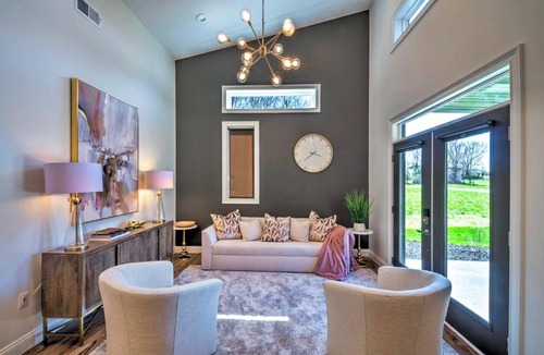 Cunningham House | Upscale & Quiet Paducah Retreat on 15 Acres!