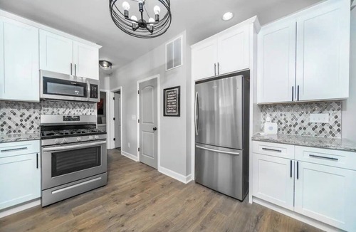 Fountain Square House | Uptown Vibe, Downtown Location - Sleeps 6