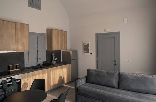 Karterados Apartment | Uranides Luxury Suites