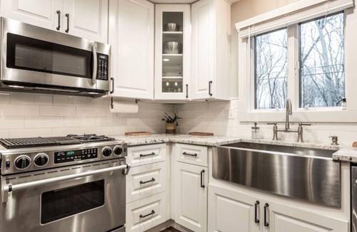 Indianapolis House | Urban Retreat @Keystone 2BED/1BA Wooded Sanctuary