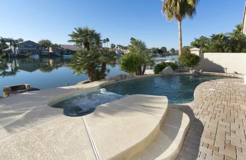 Val Vista Lakes House | Val Vista Lakes Estate-Heated Pool/Spa Sleeps 12