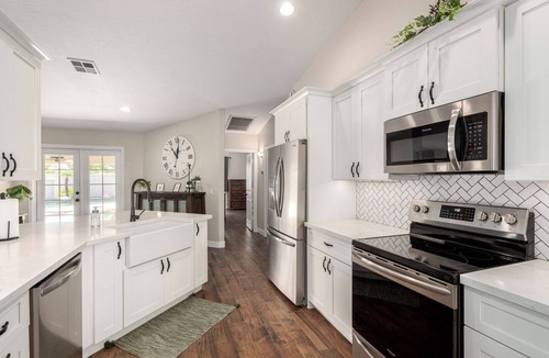 Val Vista Lakes House | Val Vista Lakes Salt Water Pool Gem