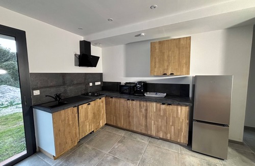 Occhiatana Condo | Very comfortable, bright T3 in a quiet location with a beautiful exterior.