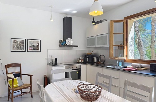 Pigna Apartment | Very nice apartment in a pretty village house