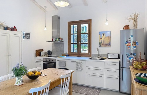 Pigna Apartment | Very nice apartment in a charming village house, village of Pigna