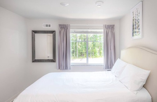 Clegg Apartment | Viagem|Glowing 2BR with Gym+Parking+Outdoor Area