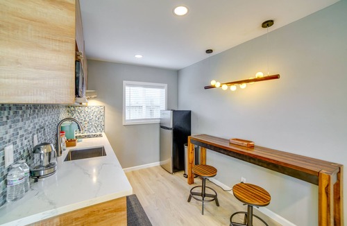 North Lakeport Apartment | Vibrant Lakeport Studio w/Shared Lake Access!