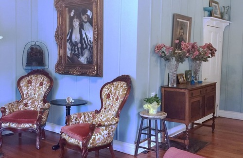 Prescott House | Victorian House Downtown; can include guest house- just ask!