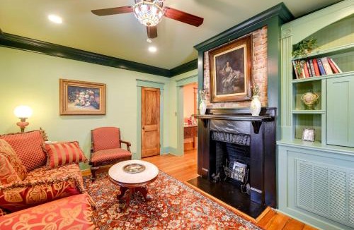 New Bern Apartment | Victorian Vacation Rental Apt in Downtown New Bern