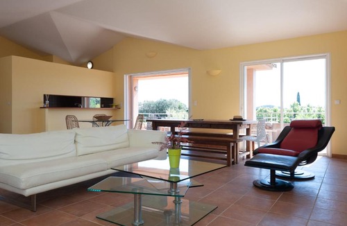 Cirendinu Villa | Villa Capicciola N 23
