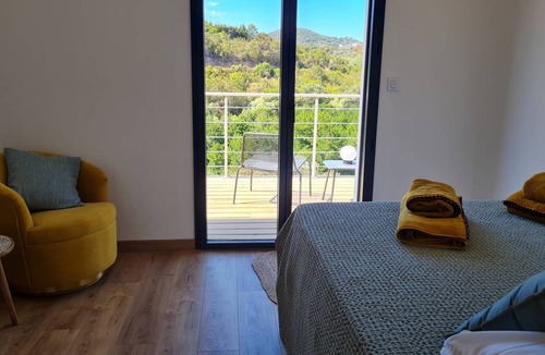 Pietrosella House | Villa 4 bedrooms + 1 T2 sea view and swimming pool