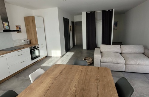 Palasca Villa | Villa 6 Personnes Avec Jacuzzi Pour des Vacances de Rêves à 3 min de la Plage