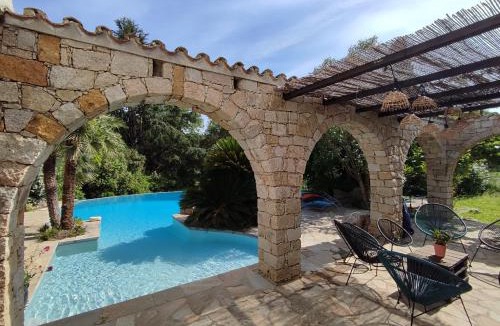 Tavaco Villa | Villa A CASA DI FICU à 14kms d'Ajaccio et des plages avec Piscine Jacuzzi Pétanque Sans vis à vis