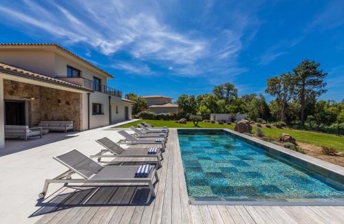 Pinarellu Villa | Villa Adeona