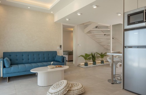 Amoopi Villa | Villa 'Aqua Blue 1' with Sea View and Private Pool