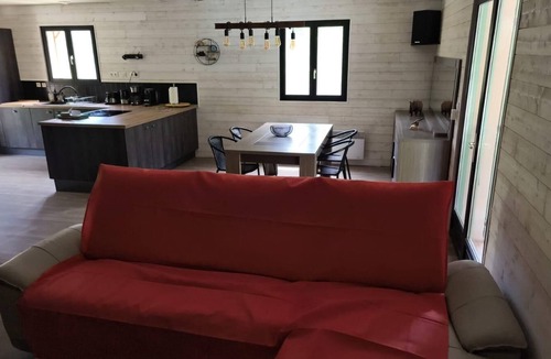 Morta Villa | Villa Avec Piscine, au Calme . A 5minutes de la Plage . Animaux Acceptés