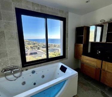 Sisco Villa | Villa avec piscine vue mer et montagne